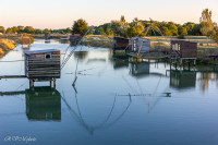 Cabanes de pêcheurs au carrelet  en Brière