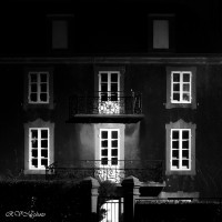 Le noir profond, Port Louis