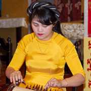 Joueuse de Đàn tranh, Vietnam 2020