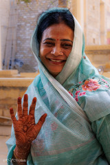 Femme au henné à Jaisalmer, Inde