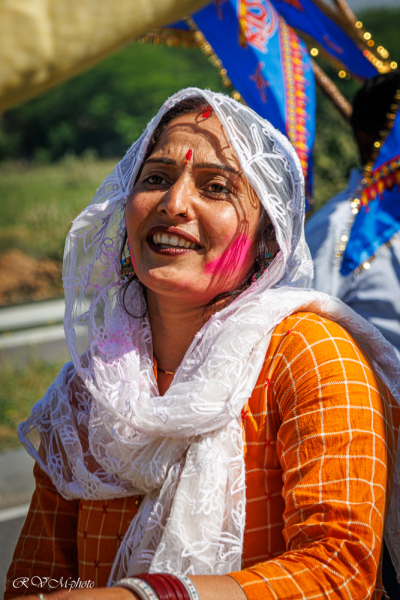 Des pélerins sur la route de Mandawa, Inde