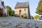 Au ras des pavés