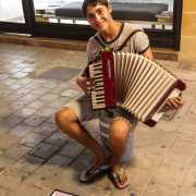 Musicien de rue (Nicosie, Chypre)