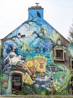 Pignon du bar'BouchKa à Bubry par Kaz et Ezra