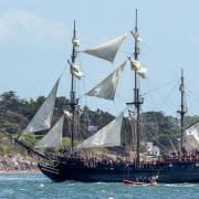 La frégate Etoile du Roy, Semaine du Golfe