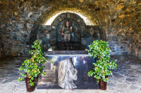 Tombeau de Makarios III, Throni, Chypre