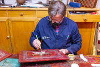 Artisan du cuir au travail - Cordoue