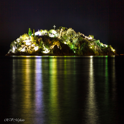 île Koronissi devant Tolo, Grèce