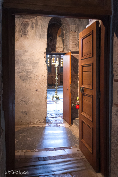 Les portes, Grèce