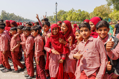 Groupe d'enfants en sortie scolaire, Delhi, Inde du nord