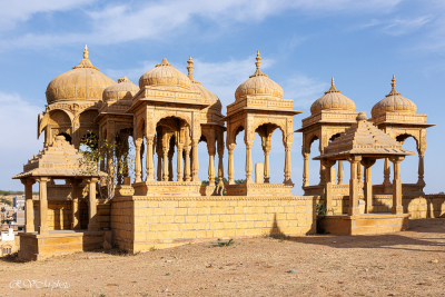 Cenotaphe (chhatris) royal de Bada Bagh à Jaisalmer, Inde du nord