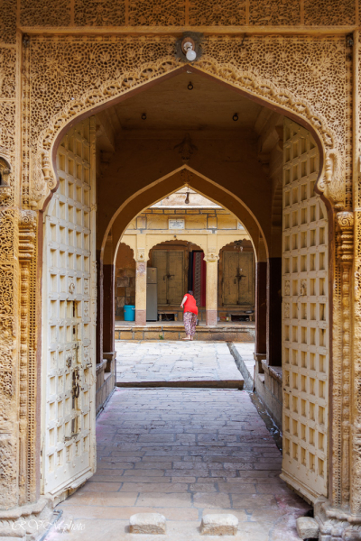 Entrée d'un haveli ou petit palais, Jaisalmer, Inde du nord