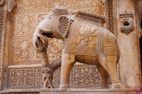 Sculpture d'éléphant à l'entrée d'un Haveli, Jaisalmer