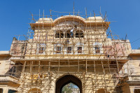Echaffaudages en bambou, porte de ville de Jaipur