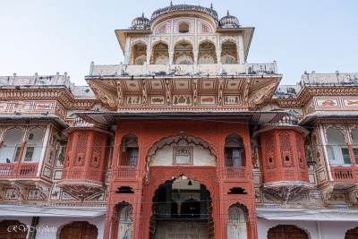 Palais près du lac sacré de Pushkar, Inde du nord