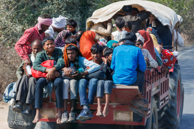 Transport en commun, vers Orchha, Inde du nord