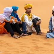 Guides berbères, dunes de Merzouga