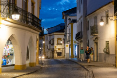 Rue d'Evora, la nuit