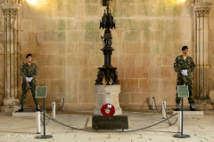 Garde du monument aux morts, Bathala