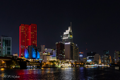 Saïgon vue du port la nuit, Vietnam