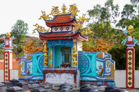 Cimetière, Vietnam 2020